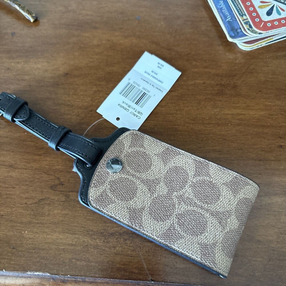 Coach Luggage Tag in Signature Canvas – Tan & Khaki New With Tags